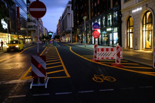 berlin-friedrichstr-2.jpg