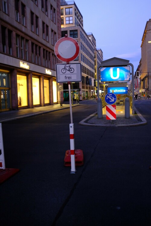berlin-friedrichstr-4.jpg