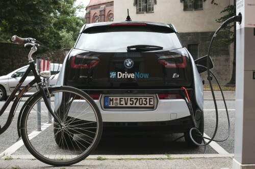 carsharing-und-bikesharing-kleine-mobilitatsstation-2-berlin-katja-taubert.jpg