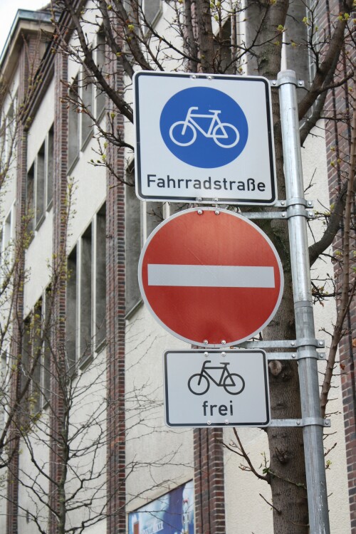 fahrradstrasse.jpg