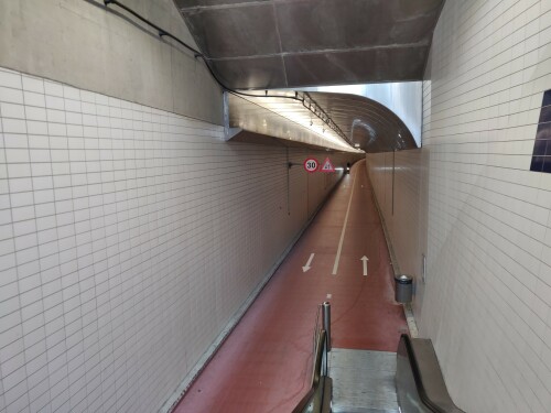 Radverkehrsführung im Beneluxtunnel