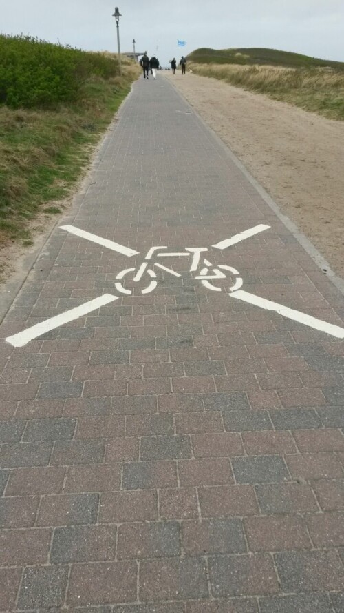 radweg-zum-strand.jpg