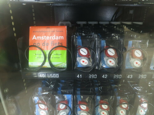 automat-mit-fahrradzubehor.jpg