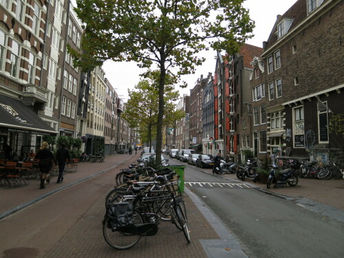 baulich-getrennter-radweg-in-amsterdam.jpg