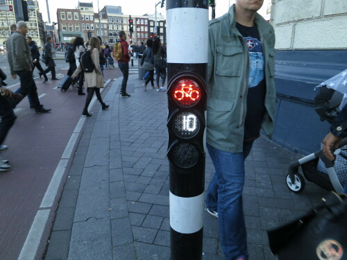 fahrradampel-mit-timer-in-amsterdam.jpg