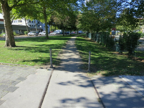 umnutzung-einer-innerstadtischen-bahntrasse-als-gehweg-1.jpg