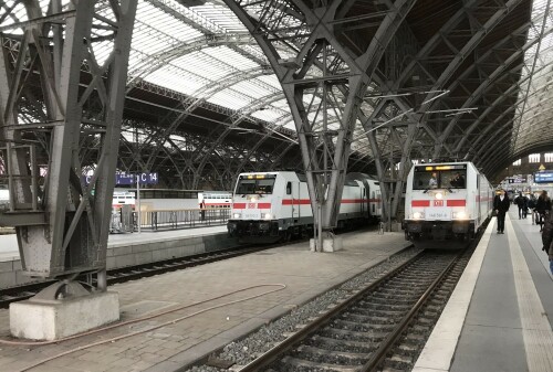 ic2-im-leipziger-hauptbahnhof.jpg