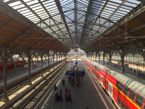 bahnhofshalle-lubeck-hauptbahnhof.jpg