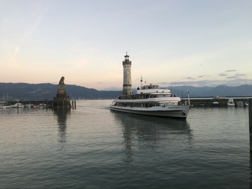 bodenseehafen-lindau.jpg