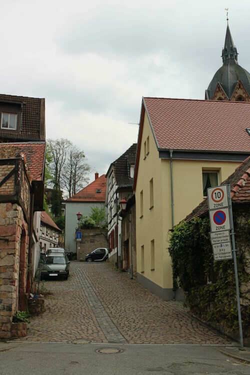 heppenheim-altstadt-tempo-10-zone.jpg