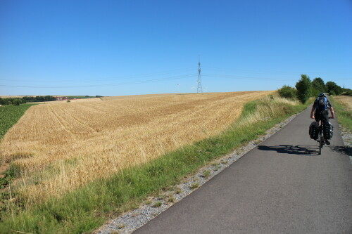 radtourismus-bahntrassenradeln-auf-dem-gaubahn-radwanderweg.jpg