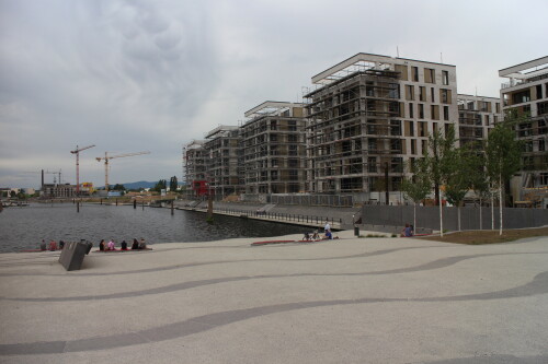 stadtentwicklungsprojekt-hafen-offenbach-im-jahr-2015.jpg