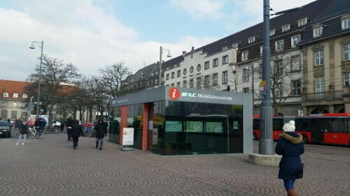 mobilitatszentrale-am-hbf-darmstadt.jpg