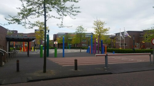 ein-kindergarten-mit-grundschule-in-enschede-roombeek-nl.jpg