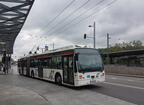 oberleitungsbus-in-esslingen-neckar.jpg
