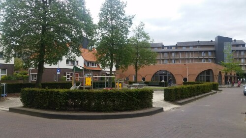 spielplatz-in-enschede-roombeek-nl.jpg