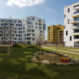 die-innenbereiche-innerhalb-der-blocke-als-halboffentlicher-raum-in-der-seestadt-aspern