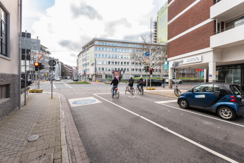 aras-und-fahrradstrasse-in-bremen.jpg