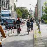 geschutzter-radfahrstreifen-berlin1