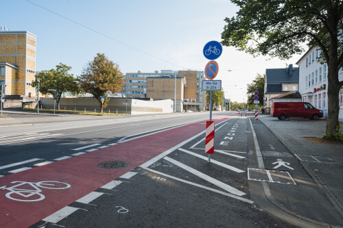ladezone-und-radfahrstreifen.jpg