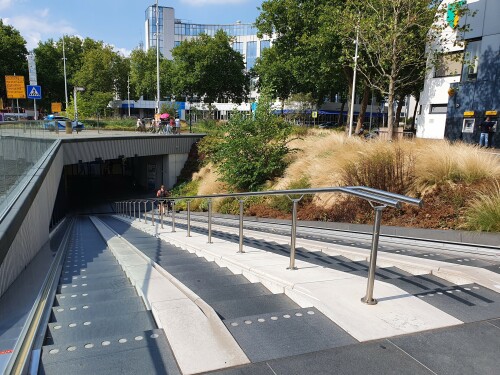 fahrradparkhaus-bahnhof-zwolle.jpg