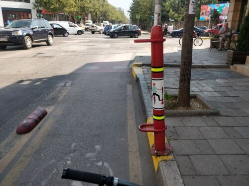 fussablage-ampel-tirana.jpg