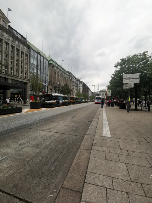 jungfernstieg-hamburg-temporaer-vor-umbau.jpg