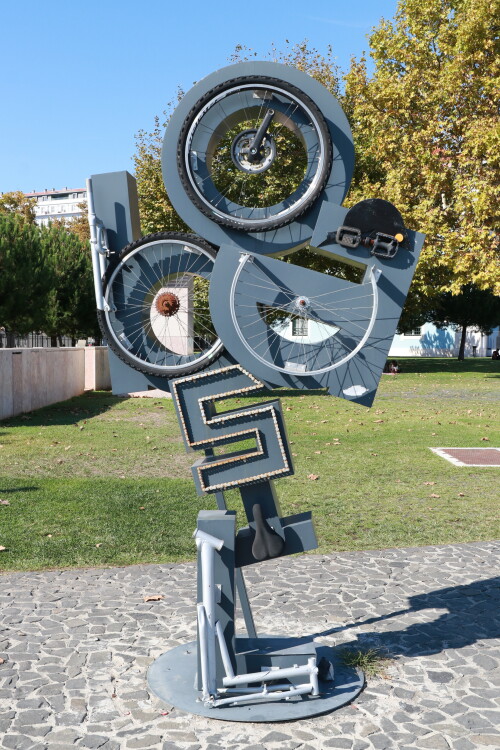 bike sculpture