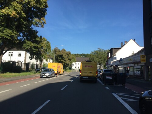 Zweite Reihe parken;  KEP Aufkommen Köln Porz; Zweite Reihe parken