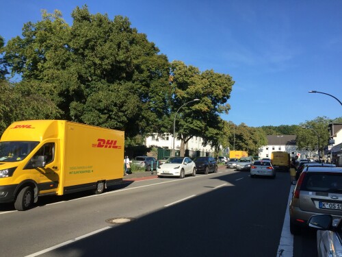 KEP-Dienste während der Hauptverkehrszeit; Hohes Aufkommen eines KEP-Dienstleisters;