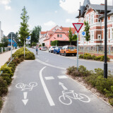 1000584-Bearbeitet