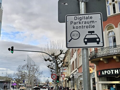 Digitale_Parkraumkontrolle_HD_Dominik_Kerl.jpg